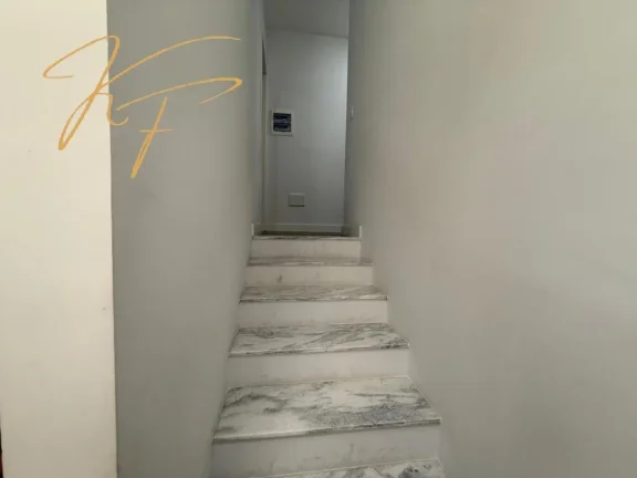 Imagem Imperdível casa à venda em Louveira-SP: 3 quartos, 2 suítes, 2 salas, 3 banheiros, 2 vagas, 107m²!