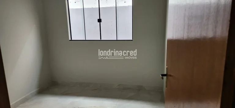 Imagem Casa no Colúmbia com 84m², 3 quartos (1 suíte), sala ampla, cozinha espaçosa, garagem para 2 camionetas e potencial de aproveitamento do subsolo.