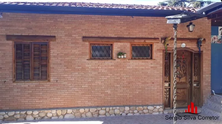 Imagem Casa a Venda com 03 Dormitórios no Jardim Manancial.