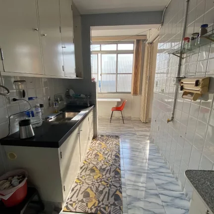 Imagem Apartamento à Venda em Piracicaba, Centro. Ótima localização. Com 2 dormitórios, Banheiro socia...