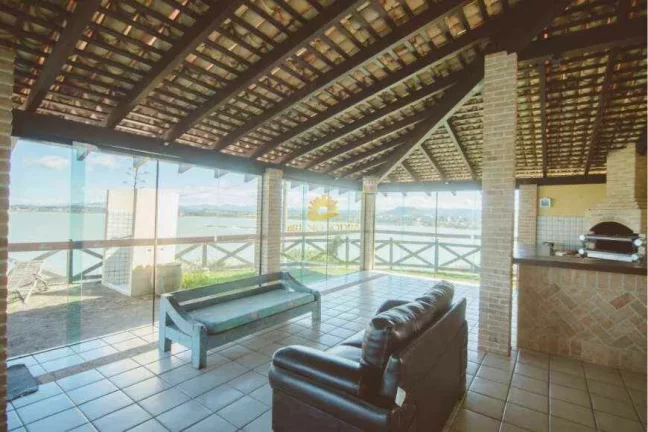 Imagem Mansão de Luxo em Meaípe, Guarapari: Vista Panorâmica 360º para o Mar
Descubra esta mansão de l...