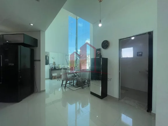 Imagem Casa de Luxo à Venda em Condomínio Villa Verde, Franco da Rocha-SP: 3 Quartos, 1 Suíte, 4 Banheiros, 2 Vagas, 330m² de Pura Elegância!