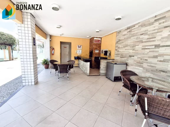 Imagem Apartamento com 03 Quartos e 2 vagas de garagem na Barra do Ceará