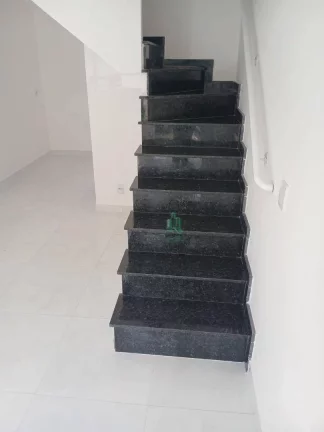 Imagem Sobrado à venda, 54 m² por R$ 350.000,00 - Jardim Nova Cidade - Guarulhos/SP