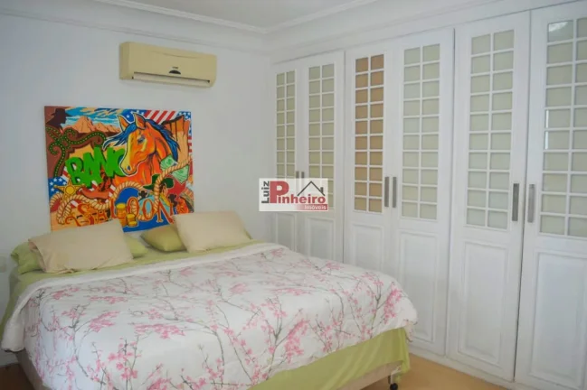 Imagem 4 Suites CIDADE JARDIM Apartamento com 210m2
