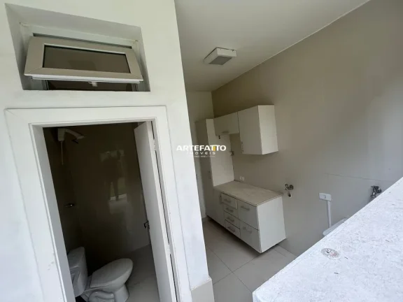 Imagem Alugo casa em condomínio São 4 dormitórios, sendo 2 suítes, além de 3 banheiros,