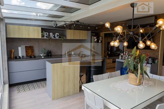 Imagem Casa com terreno 212,16 metros, 3 quartos, 2 vagas *piscina