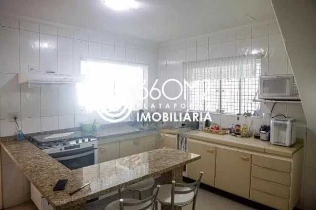 Imagem Sobrado para Venda em Santo André / SP no bairro Vila Eldízia