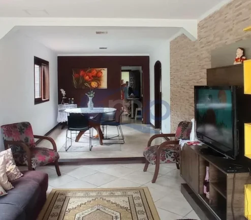Imagem Casa 3 dormitórios a venda em Torres