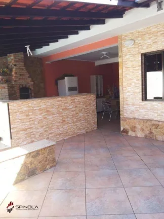 Imagem Casa com 3 dormitórios à venda, 420 m² por R$ 1.050.000,00 - Jardim Imperador - Praia Grande/SP