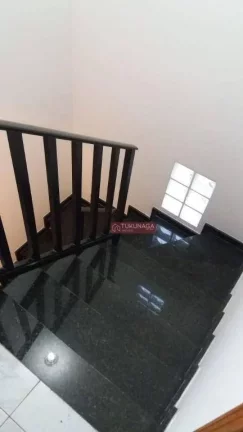 Imagem Sobrado com 4 dormitórios à venda, 195 m² por R$ 950.000 - Vila Milton - Guarulhos/SP