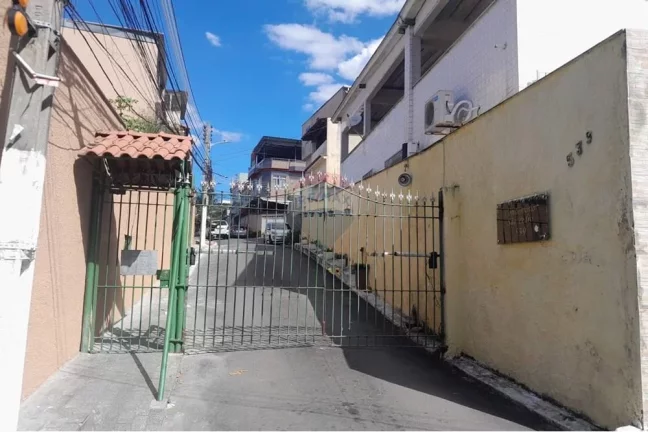 Imagem Casa em Vila Valqueire com 3 quartos e piscina em condomínio fechado