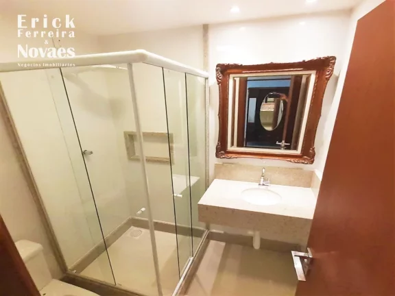 Imagem Apartamento de Frente para o Mar de Alto Padrão Para Alugar Temporada Edifício Maison Classic Avenida Beira Mar Praia do Morro Guarapari