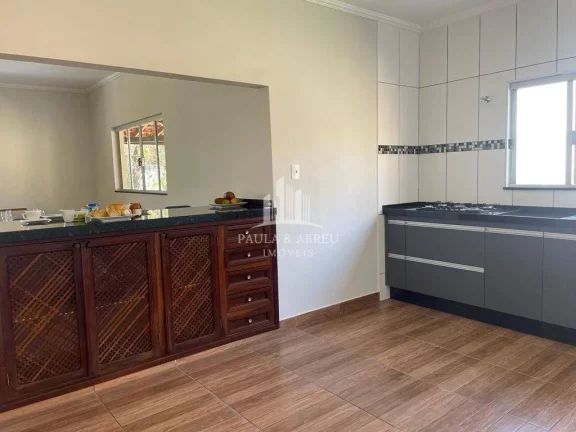 Imagem Chácara Fantástica com 3 Dorms 1 Suíte, Piscina, Área Externa com Churrasqueira em Socorro-SP