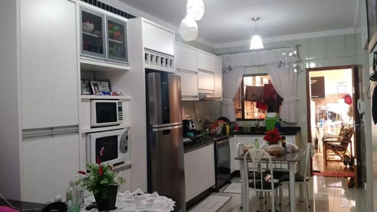 Imagem Casa Usada para Venda em Sarandi, Parque São Pedro, 2 dormitórios, 1 suíte, 2 banheiros, 1 vaga