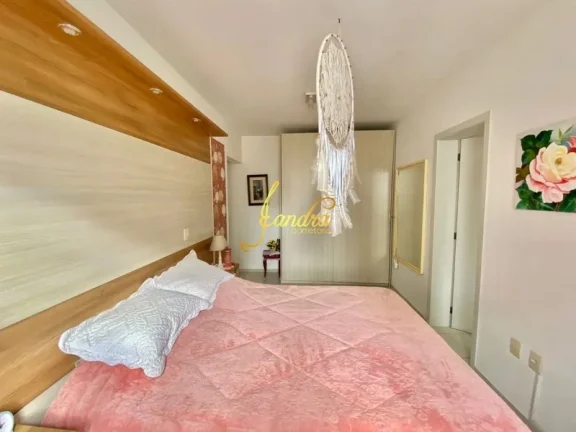 Imagem Apartamento com vista parcial na avenida a 50m do mar