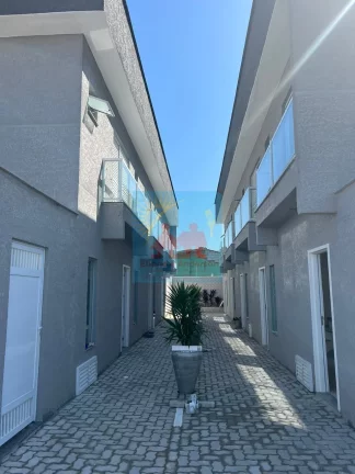 Imagem Condominio com duas suites, churrasqueira privativa, Piscina Coletiva e uma vaga de garagem, na Praia do Cibratel em Itanhaem 399mil