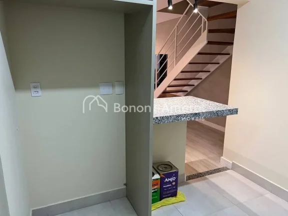 Imagem Cobertura com dois pisos duplex, recém reformada.

Próximo a supermercados (Taquaral e Dalben), ba...