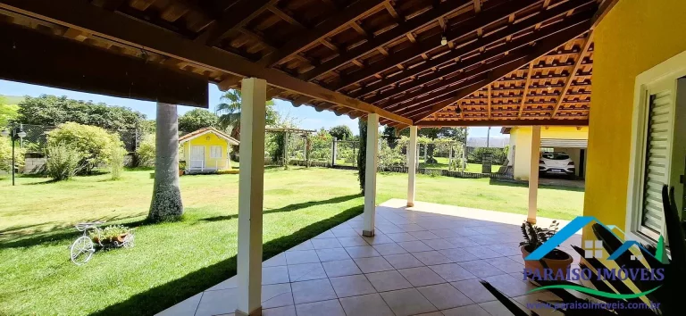 Imagem Chácara Encantadora à Venda - Conforto, Sustentabilidade e Beleza Natural