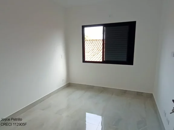 Imagem Apartamento 2 dormitórios - Junto a Centro comercial - Disponível para locação em Peruíbe.