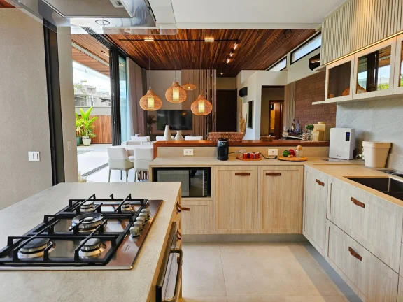 Imagem Residência Exclusiva à Venda na Riviera de São Lourenço - Módulo 16 Luxo, Conforto e Tecnologia a Seu Alcance