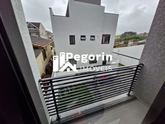 Imagem Sobrado à venda em Curitiba, Uberaba, com 3 quartos, 145,84m²