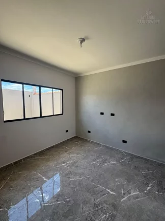 Imagem CASA COM 2 QUARTOS E PISCINA LINDO ACABAMENTO EM ITANHAÉM!