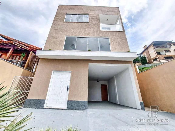 Imagem Casa à venda, 216 m² por R$ 800.000,00 - Albuquerque - Teresópolis/RJ