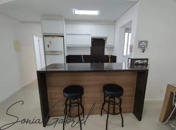 Imagem Apartamento à venda em Florianópolis-SC: 2 quartos, 1 suíte, 2 salas, 2 banheiros, 2 vagas de garagem, 72m² no Condomínio Dom Bernardo!