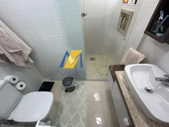 Imagem "Você não vai acreditar no que fizeram com esse apê de 3 dormitórios sendo 1 suite em São Bernardo..."