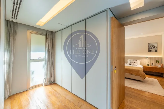 Imagem Imperdível: Casa à venda em SP, 3 quartos, 3 suítes, 2 salas, 5 banheiros, 4 vagas e 628m² no Alto de Pinheiros!