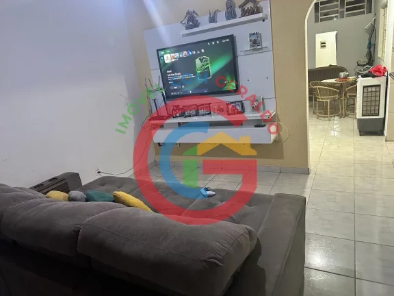 Imagem Casa com 2Q + Casa com 3Q - Excelente imóvel com 2 casas Jardim Califórnia