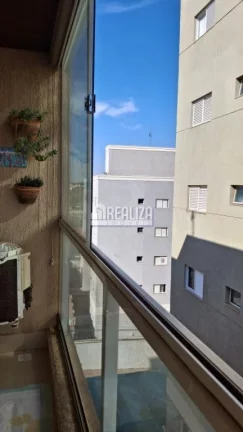 Imagem Apartamento 2 Quartos com Móveis Planejados no Edifício Residencial Alfredo Freire Junior, no bairro Abadia, em Uberaba