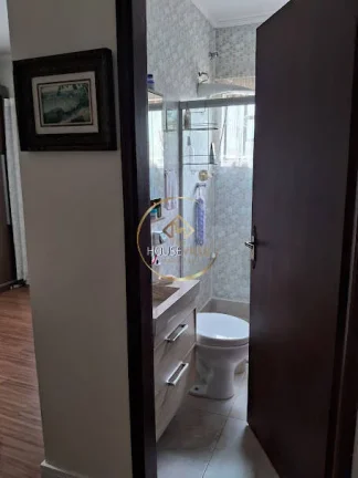 Imagem Casa Sobrado, 3 suítes, 2 vagas - Bosque dos Eucaliptos SJC