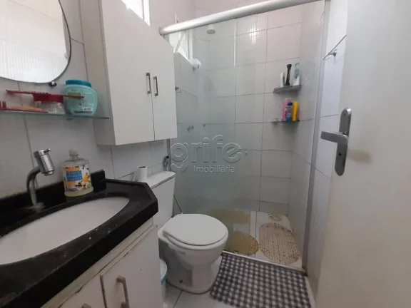 Imagem Descubra o Seu Novo Lar em um Condomínio dos Sonhos Imagine viver em um lugar onde o conforto se un...