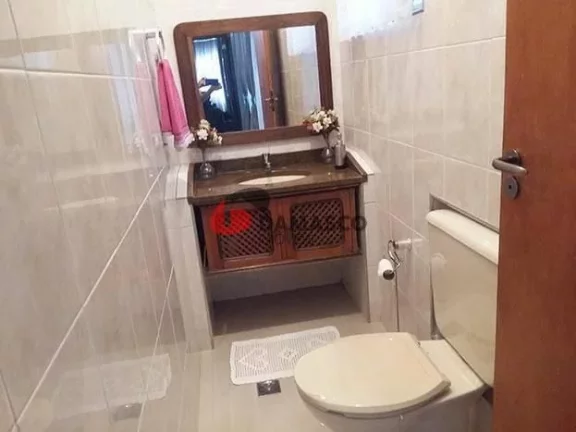 Imagem Sobrado à venda 3 Quartos, 1 Suite, 4 Vagas, 201M², Santa Maria, São Caetano do Sul - SP