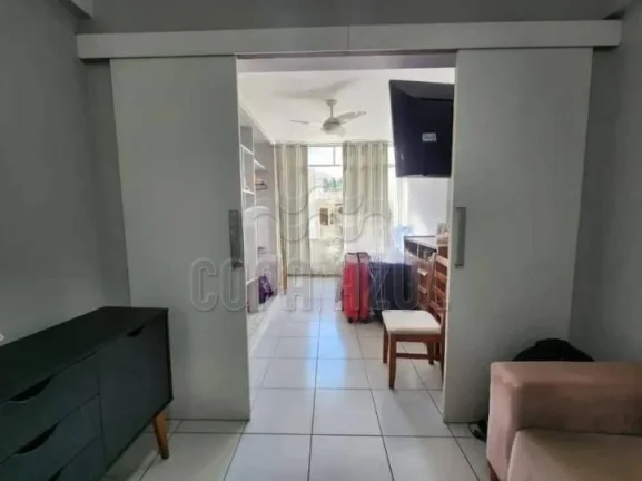 Imagem Copacabana - Residencial › Kitnet com 1 quarto(s) a Venda