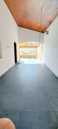 Imagem CASA COM TRES DORMITORIOS SENDO UMA SUITE, FACE NORTE