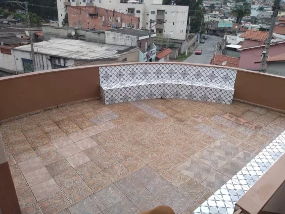Imagem Enorme Sobrado de Esquina, Ótima localização, Região Central- Ferraz de Vasconcelos- São Paulo