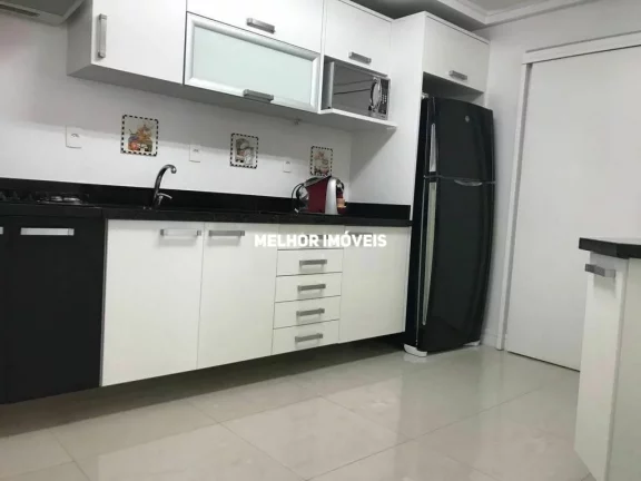 Imagem Apartamento á venda com 3 dormitórios no Edifício Solar do Tamarindo no centro de Balneário Camboriú.