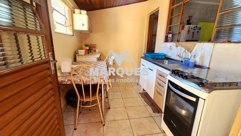 Imagem 2 Casas no Jardim Amanda II, Oportunidade Imperdível!
