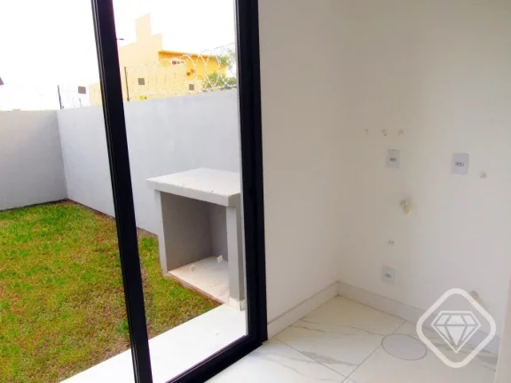 Imagem Casa nova, moderna e impecável na Hípica, próximo ao Zaffari.

2 suítes, churrasqueira, pátio e...