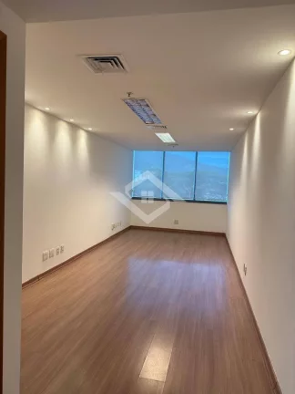 Imagem Sala Comercial 27 m² para Aluguel na Av. Abelardo Bueno –
