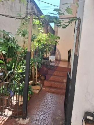 Imagem Casa à venda na Saúde, São Paulo-SP: 3 quartos, 3 vagas. Não perca esta chance única!