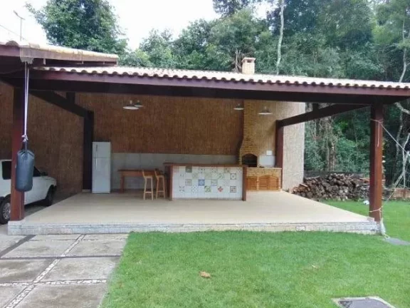 Imagem Maravilhosa casa em condomínio fechado. Nova Friburgo RJ.