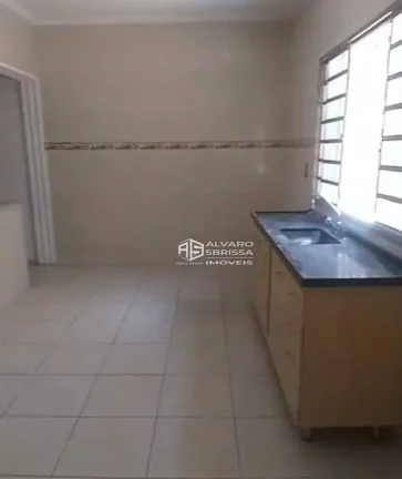 Imagem Casa com 2 dormitórios 1 suíte na Vila Leis em Itu SP com excelente localização próximo ao comércio