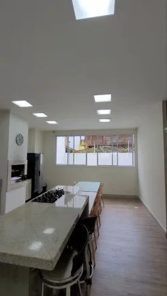 Imagem Encantador Apartamento na Enseada Azul, Guarapari!
Imóvel diferenciado na badalada Praia de Peracan...