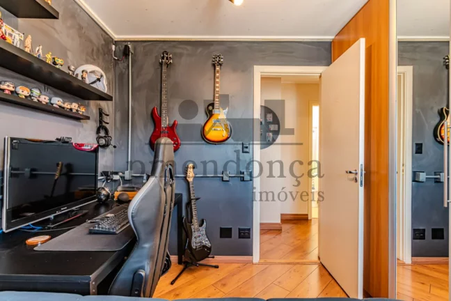 Imagem Apartamento na Pompéia com 110 m², 3 Dormitórios (1suíte) e 2 vagas.