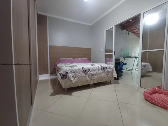 Imagem Sobrado para Venda em Piracicaba, ÁGUA BRANCA, 4 dormitórios, 1 suíte, 2 banheiros, 2 vagas