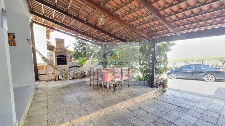 Imagem Vendo Casa, em Condomínio Fechado, com 100 m², 3 quartos s/ 1 suíte, espaço gourmet e 2 vagas